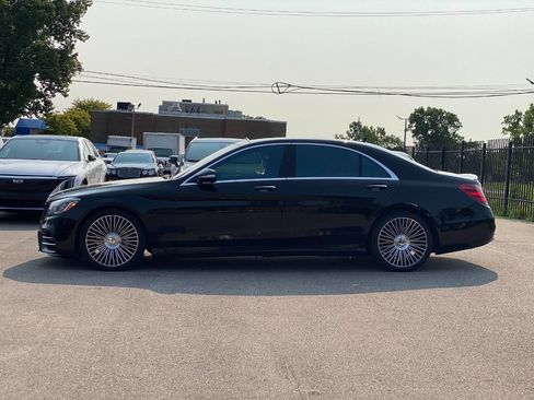 Used 2020 Mercedes-Benz S 560 4MATIC Sedan image 3
