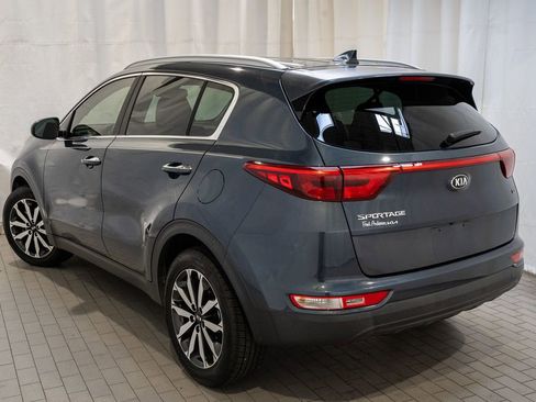 Used 2017 Kia Sportage EX image 3