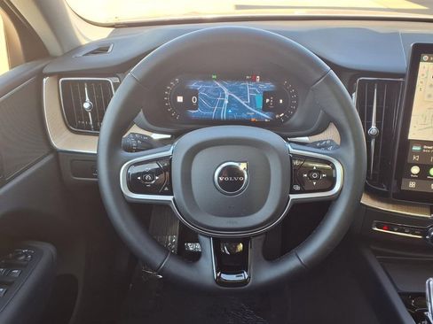 New 2026 Volvo XC60 B5 Plus w/ Climate Package AWD/4WD image 13