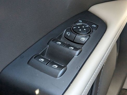 Certified 2023 Lincoln Nautilus Reserve image 28