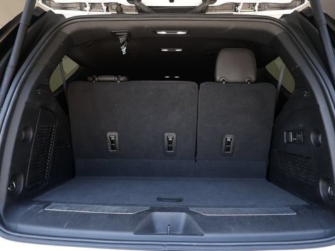 Used 2023 Chevrolet Tahoe RST w/ Luxury Package AWD/4WD image 15