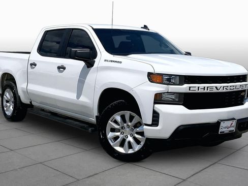 Used 2021 Chevrolet Silverado 1500 Custom AWD/4WD image 2