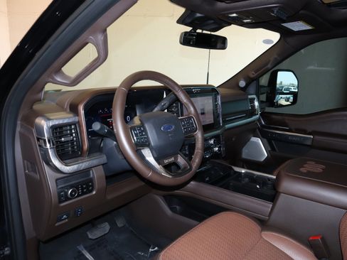 Used 2026 Ford F350 King Ranch w/ FX4 Off-Road Package AWD/4WD image 23