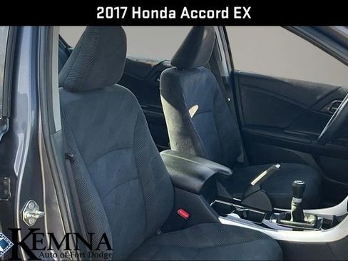 Used 2017 Honda Accord EX image 29