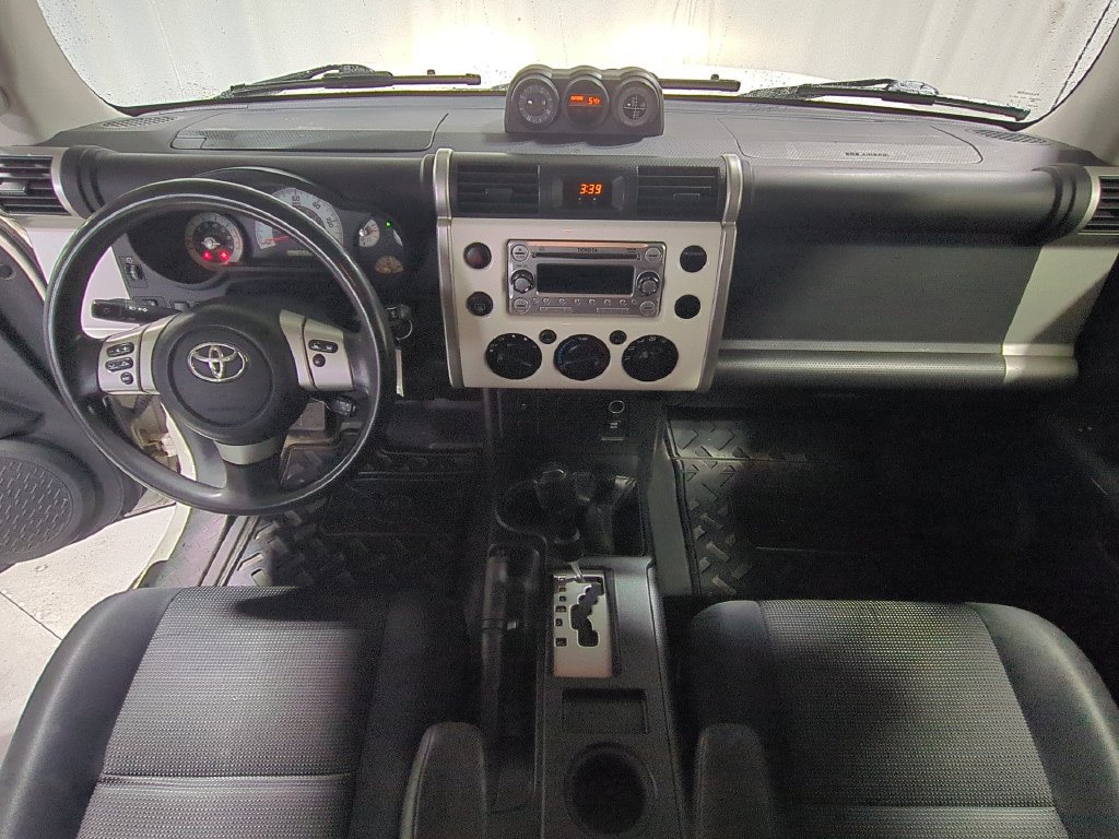 Used 2013 Toyota FJ Cruiser 4WD image 15