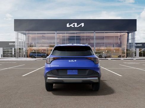 New 2026 Kia Sportage EX FWD image 5