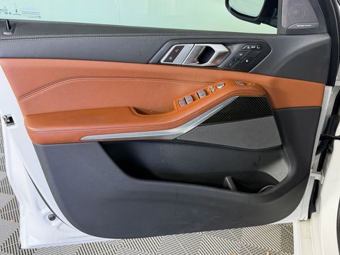 Certified 2024 BMW X7 M60i w/ Climate Comfort Package image 12