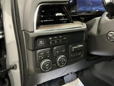 New 2026 Chevrolet Tahoe High Country AWD/4WD image 11