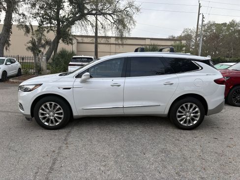 Used 2018 Buick Enclave Premium w/ Experience Buick Package image 4