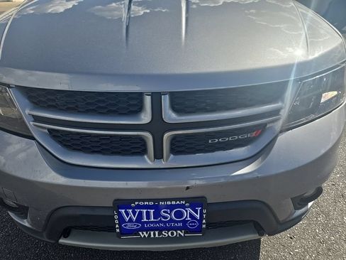 Used 2018 Dodge Journey GT w/ Nav & Sun Group FWD image 32