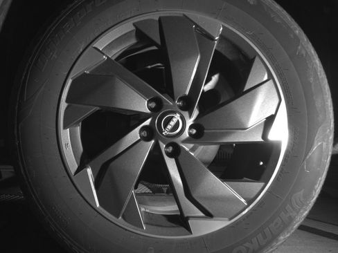 Used 2025 Nissan Rogue SV image 14