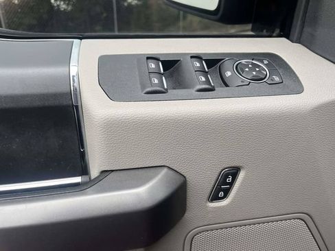 Used 2020 Ford F150 XLT AWD/4WD image 18