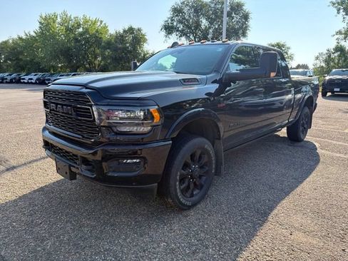 Used 2022 RAM 3500 Limited AWD/4WD image 4