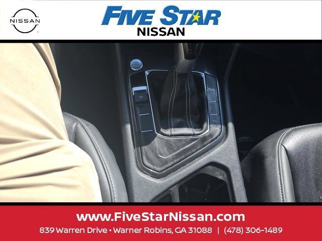 Used 2024 Volkswagen Tiguan SE R-Line FWD image 19