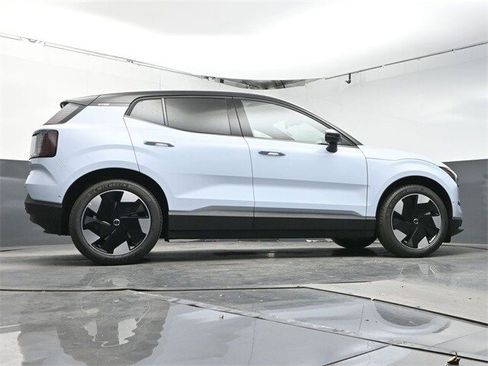 New 2025 Volvo EX30 Ultra w/ Climate Package image 35