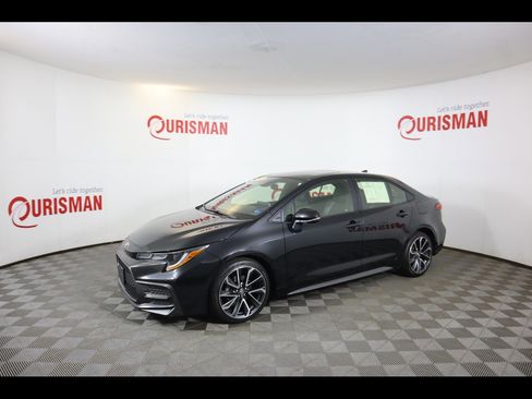 Used 2020 Toyota Corolla XSE FWD image 5