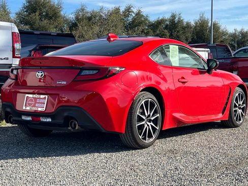 Used 2025 Toyota GR86 w/ ALL Weather Mat Package (TMS) image 3