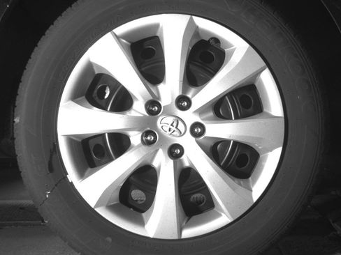 Used 2025 Toyota Corolla LE FWD image 14