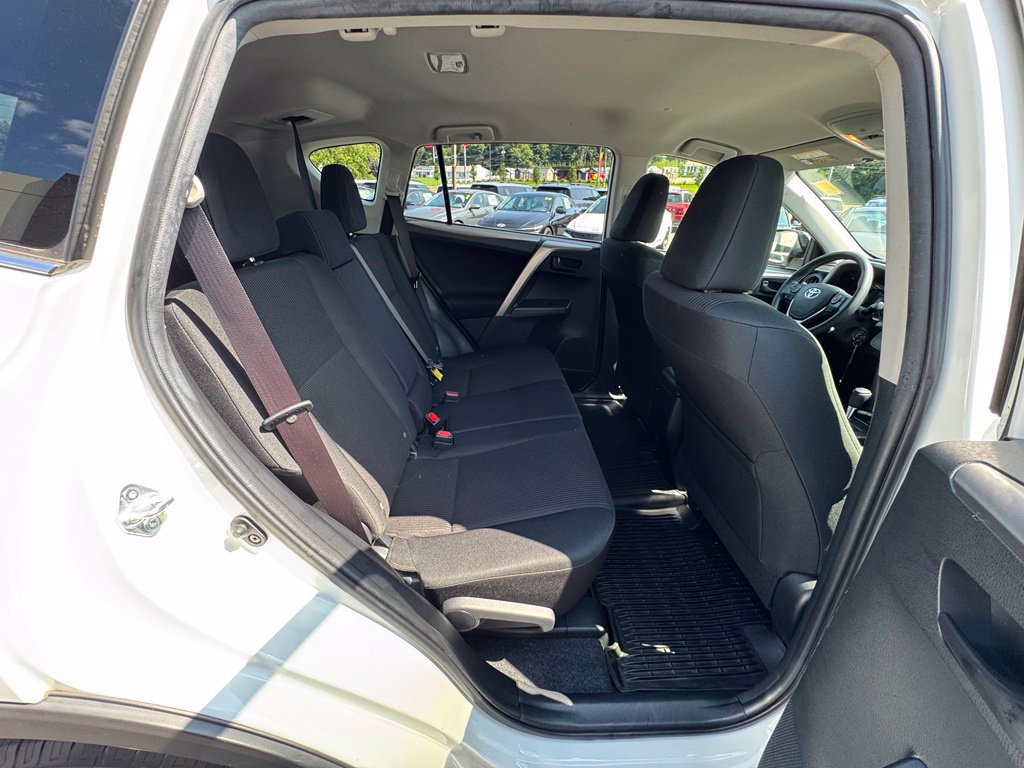 Used 2018 Toyota RAV4 LE w/ All Weather Liner Package AWD/4WD image 21