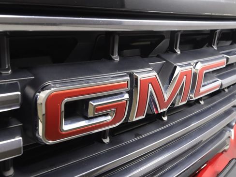 Used 2022 GMC Sierra 2500 AT4 w/ Gooseneck/5TH Wheel Package AWD/4WD image 16