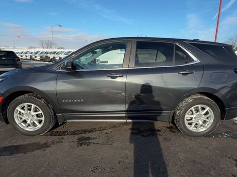 Used 2023 Chevrolet Equinox LT image 5