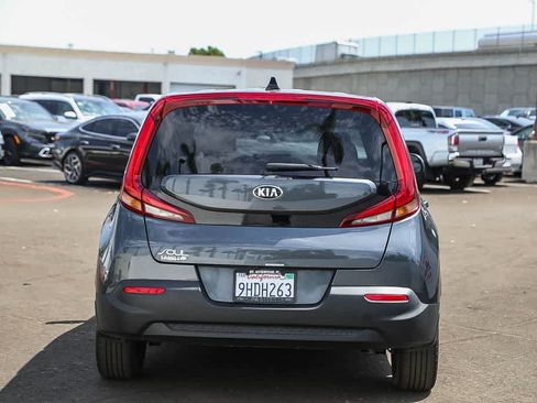 Used 2021 Kia Soul LX FWD image 5