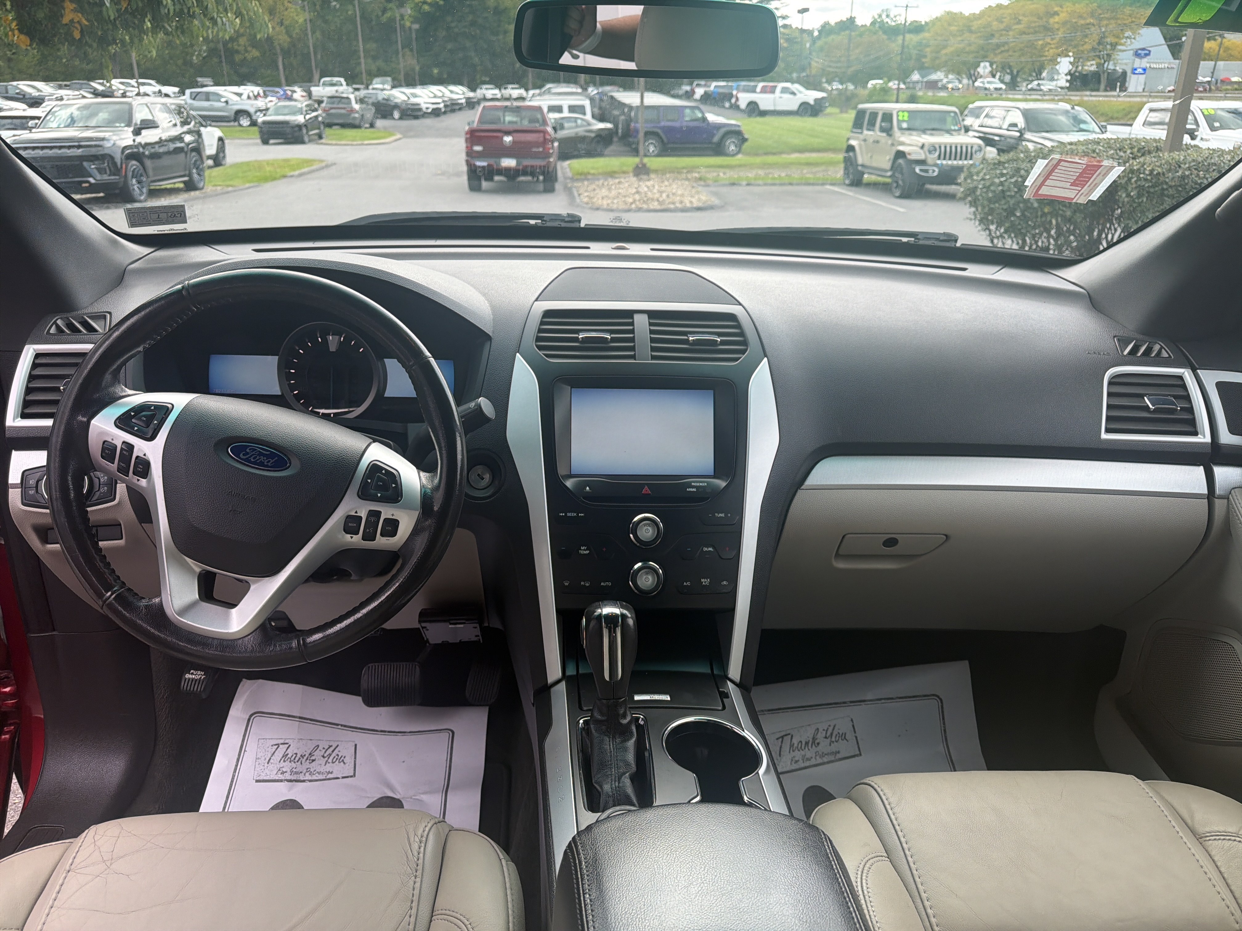 Used 2014 Ford Explorer XLT w/ Equipment Group 202A AWD/4WD image 16