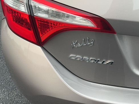 Used 2016 Toyota Corolla LE FWD image 34