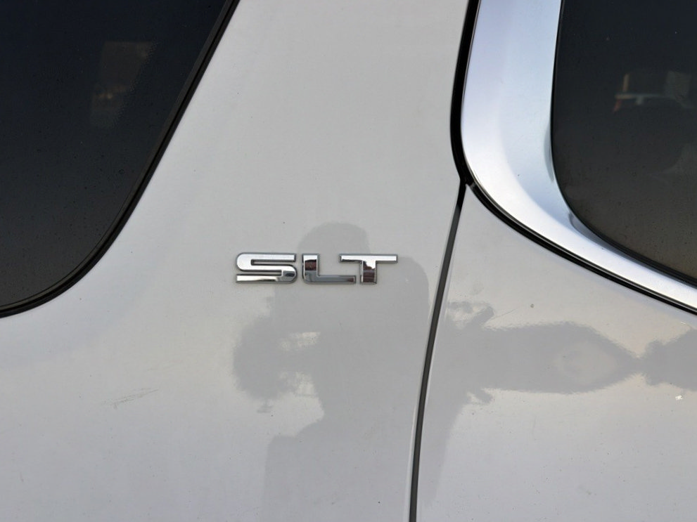 Used 2018 GMC Acadia SLT FWD image 7