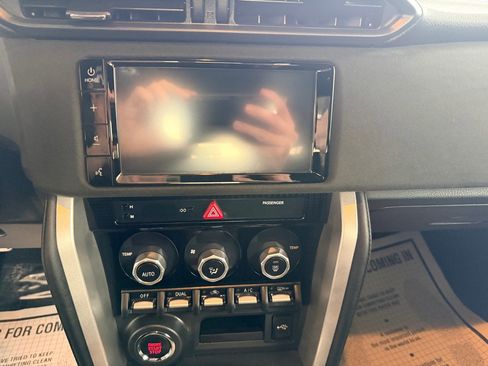 Used 2020 Toyota 86 GT image 15