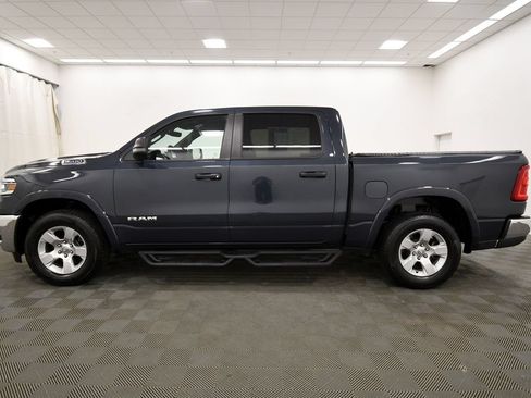 Used 2025 RAM 1500 Big Horn AWD/4WD image 4