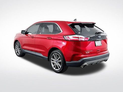 Used 2021 Ford Edge Titanium w/ Equipment Group 301A image 5