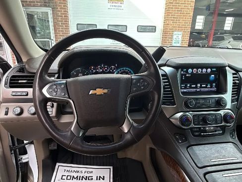 Used 2019 Chevrolet Tahoe Premier image 18