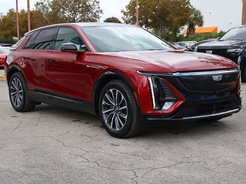 Used 2024 Cadillac Lyriq Sport RWD image 55