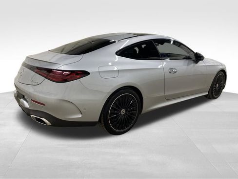 Used 2024 Mercedes-Benz CLE 300 4MATIC Coupe image 6