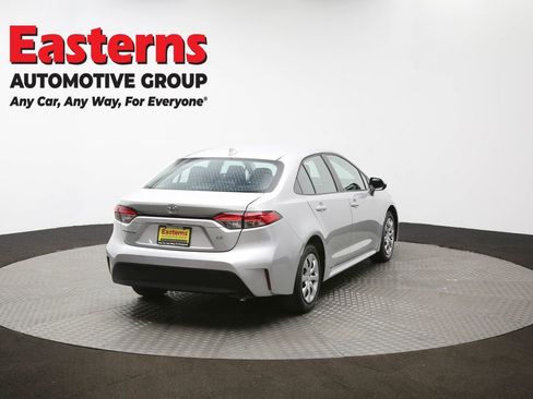 Used 2024 Toyota Corolla LE image 38