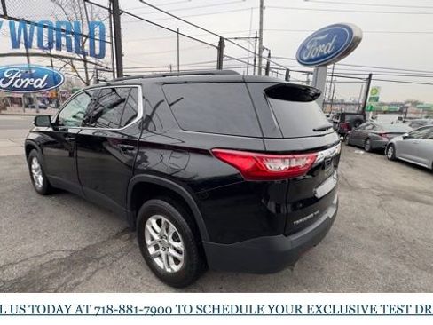 Used 2019 Chevrolet Traverse LT image 3