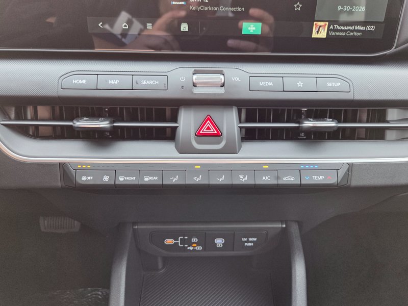 New 2026 Kia K4 FWD image 31