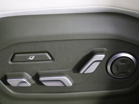 Used 2025 Hyundai Santa Fe Calligraphy AWD/4WD image 24
