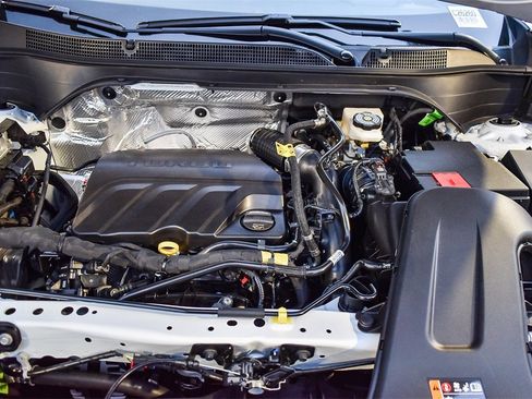 New 2026 Chevrolet Trax LT w/ Driver Confidence Package image 25