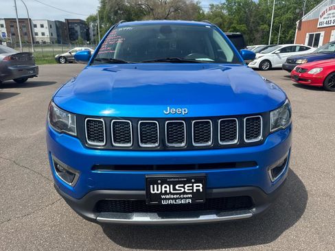 Used 2019 Jeep Compass Limited AWD/4WD image 2
