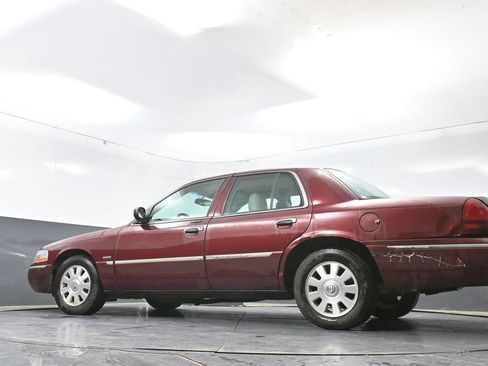 Used 2004 Mercury Grand Marquis LS RWD image 27