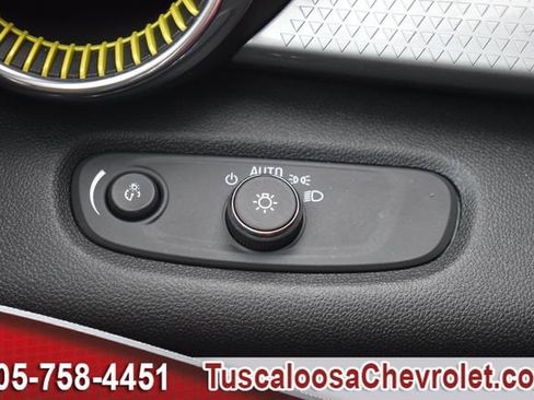 Used 2024 Chevrolet Trax LT w/ Driver Confidence Package FWD image 36