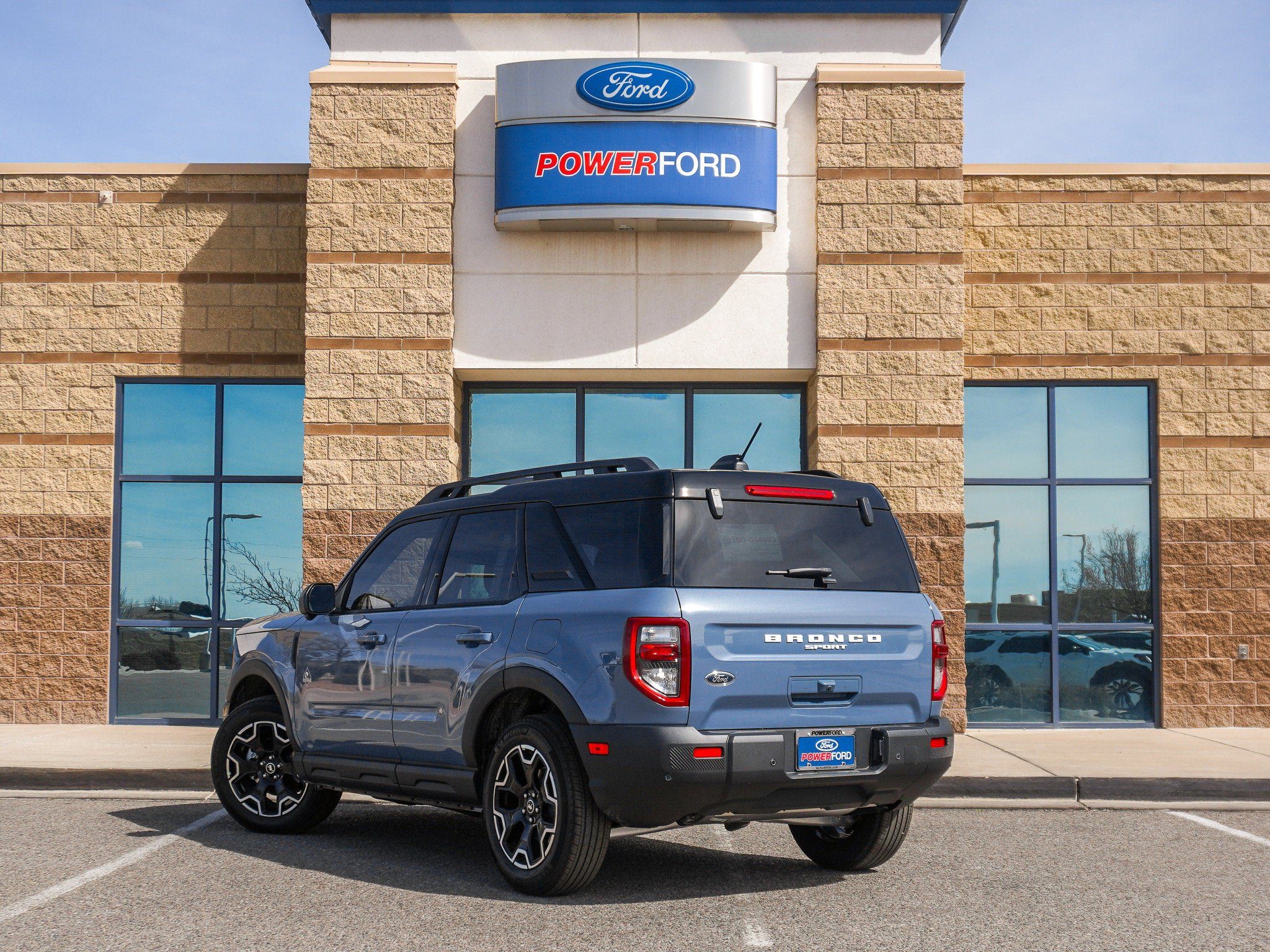 New 2025 Ford Bronco Sport Outer Banks w/ Outer Banks Tech Package+ AWD/4WD image 8