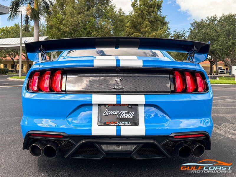 Used 2022 Ford Mustang Shelby GT500 w/ Carbon Fiber Track Pack RWD image 54