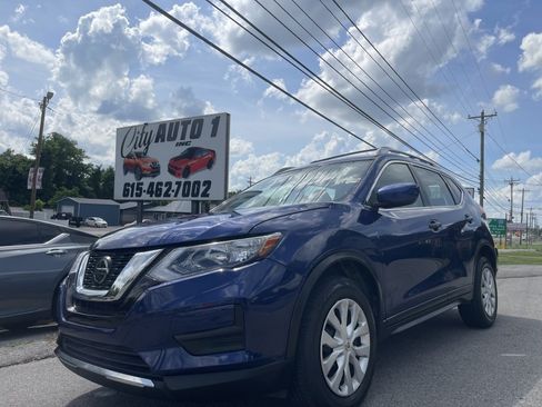 Used 2018 Nissan Rogue S AWD/4WD image 1