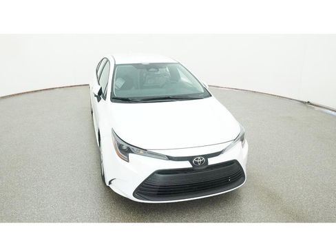New 2026 Toyota Corolla LE image 14