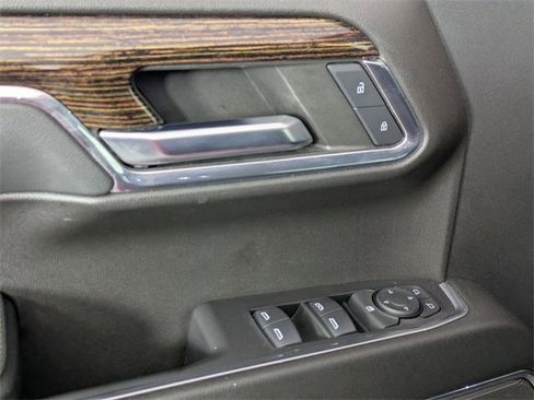 Used 2024 GMC Sierra 1500 Elevation image 11