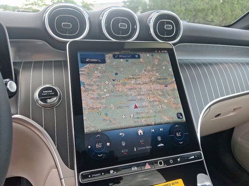 New 2026 Mercedes-Benz GLC 300 4MATIC image 13