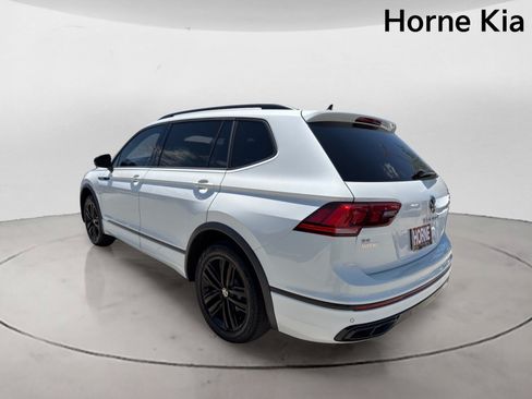 Used 2022 Volkswagen Tiguan SE R-Line AWD/4WD image 5